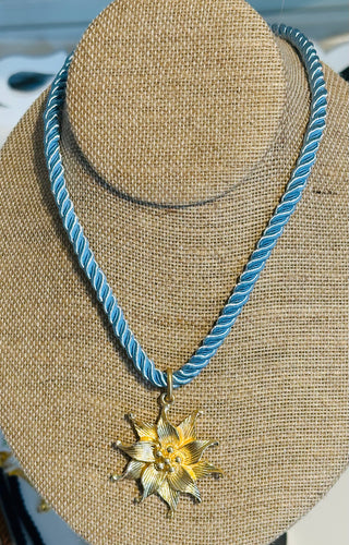 Rope Necklace - Blue Flower